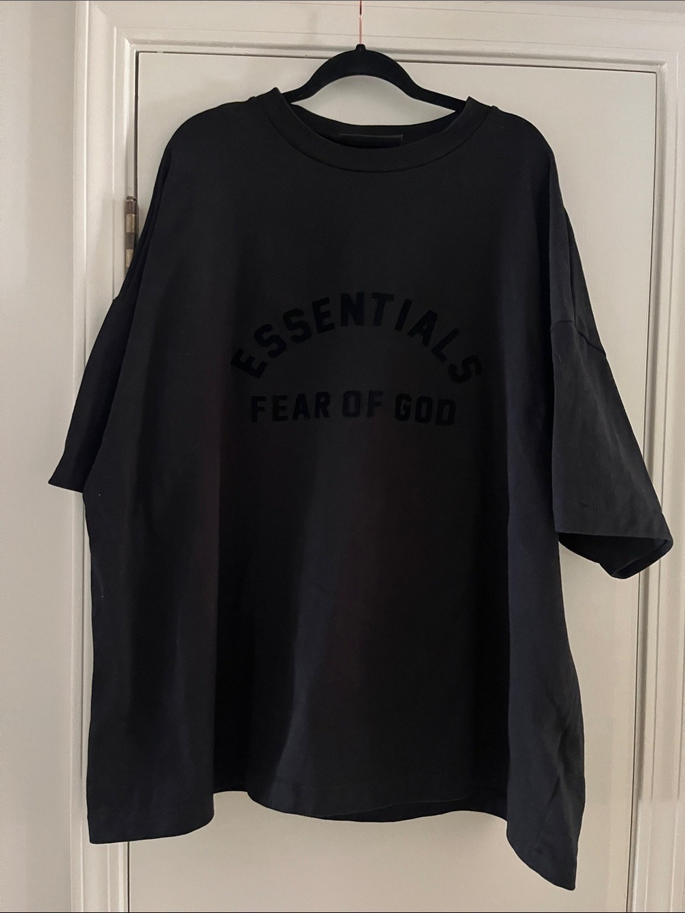 Fear of God Essentials Men's Black Logo T-Shirt - Picture 8 of 8